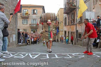Viterbo - Festa dell'uva a Pianoscarano - Il Palio delle botti 2017