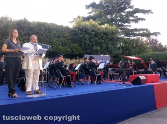 Bagnoregio - Il concerto della banda musicale dei carabinieri - Sul palco Salvatore Regoli dell’associazione Juppiter