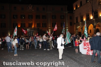 Fiaccolata contro la riforma della scuola