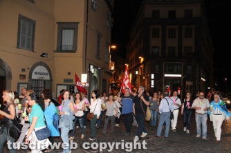 Fiaccolata contro la riforma della scuola