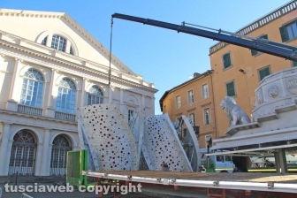 Fiore del cielo a piazza del Teatro