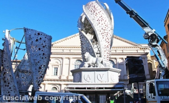 Fiore del cielo a piazza del Teatro