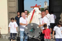 La statua esce da Palazzo dei Priori