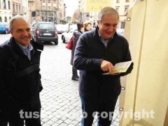 Fioroni gigioneggia prima e dopo il voto