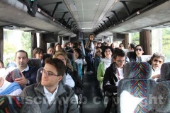 I ragazzi in viaggio per il South Coast Plaza