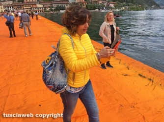 Floating piers sul lago d\'Iseo