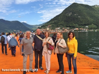 Floating piers sul lago d\'Iseo
