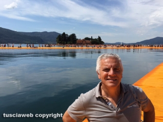Floating piers sul lago d\'Iseo
