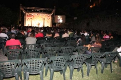 Il parco di Paradosso mezzo vuoto