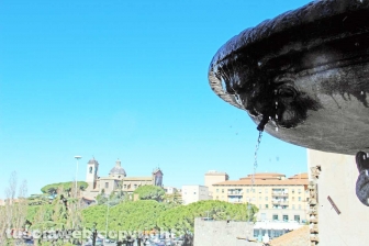 Viterbo - La fontana di piazza del Comune
