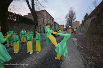 Ronciglione - Gruppo Magica natura inside
