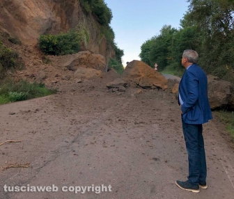 Frana su strada Acquabianca
