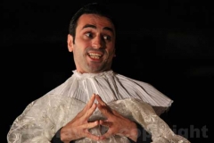 Caffeina - Quindicesima giornata  I funamboli in \"Il principe e il povero\"