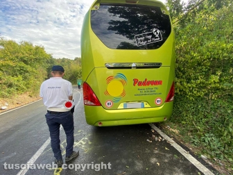 Viterbo - Autobus contro macchina sulla Sammartinese