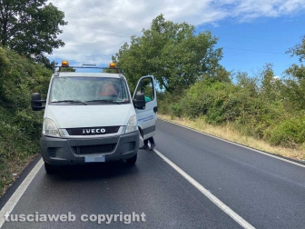 Viterbo - Autobus contro macchina sulla Sammartinese