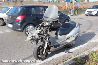 Frontale scooter-auto