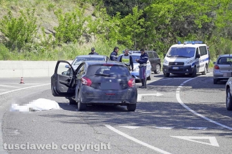 Cassia - Strada Ponte Sodo - Frontale tra due auto