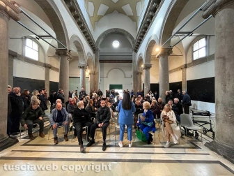 Viterbo - L'incontro della sindaca Frontini agli Almadiani - Consiglieri e assessori