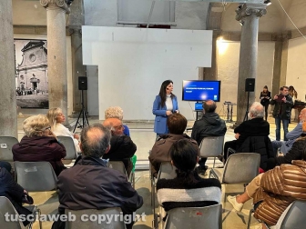Viterbo - L'incontro della sindaca Frontini agli Almadiani