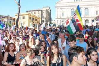 Lazio Pride - "Fuori dal medioevo"