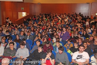 Gian Carlo Caselli incontra gli studenti