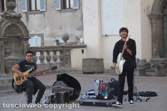 Gianni Morandi sul set a Viterbo