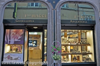 Viterbo - Antica gioielleria Biaggi