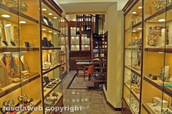 Viterbo - Antica gioielleria Biaggi