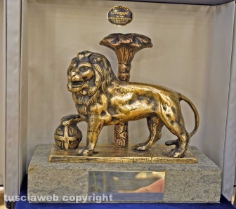 Viterbo - Gioielleria Biaggi - Leone simbolo di Viterbo - creazione gioielleria Biaggi