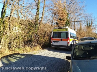 Ragazza trovata morta a Montefiascone - Il 118 sul posto