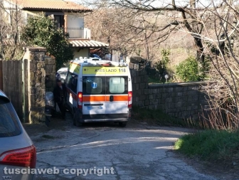Ragazza trovata morta a Montefiascone - Il 118 sul posto