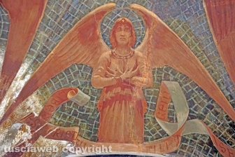 Gli affreschi della chiesa di San Lazzaro