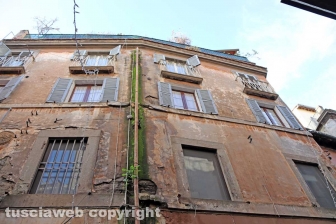 Gli affreschi distrutti in via Annio e via Saffi