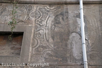 Gli affreschi distrutti in via Annio e via Saffi