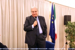 Viterbo - Gli auguri di babbo Fioroni
