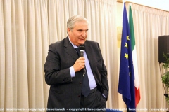 Viterbo - Gli auguri di babbo Fioroni