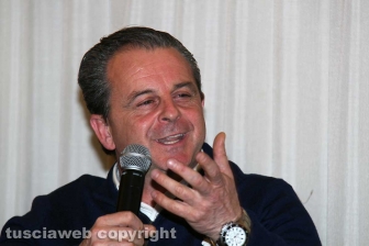 Gli auguri di Natale di Fioroni