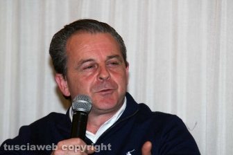 Gli auguri di Natale di Fioroni