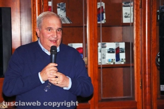 Gli auguri di Natale di Peppe Fioroni