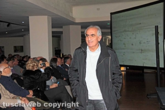 Gli auguri di Natale di Peppe Fioroni