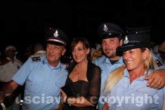 La direttrice del carcere Mammagialla Teresa Mascolo con alcuni agenti penitenziari