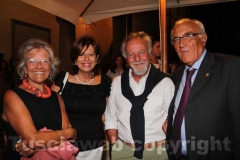 A destra il presidente della Banca di Viterbo Luigi Manganiello