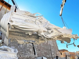 Gloria lascia il Santuario