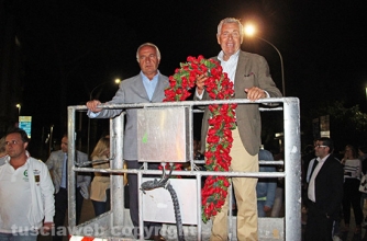 Gloria, assemblaggio in notturna