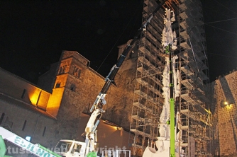 Gloria, assemblaggio in notturna