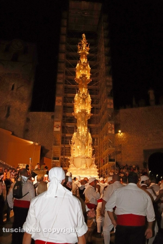 Viterbo - Gloria da San Sisto a piazza del Comune