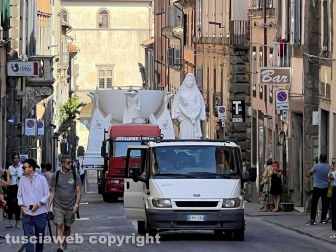 Macchina di Santa Rosa - Gloria arriva a San Sisto