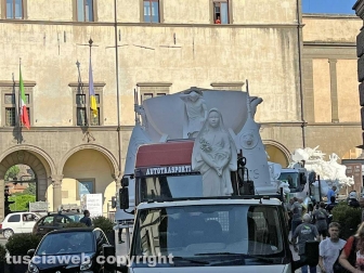 Macchina di Santa Rosa - Gloria arriva a San Sisto