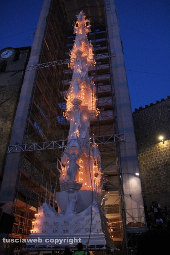 Gloria: i facchini a San Sisto