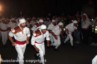 Gloria: i facchini a San Sisto